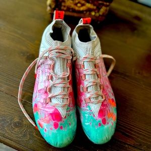 Soccer cleats